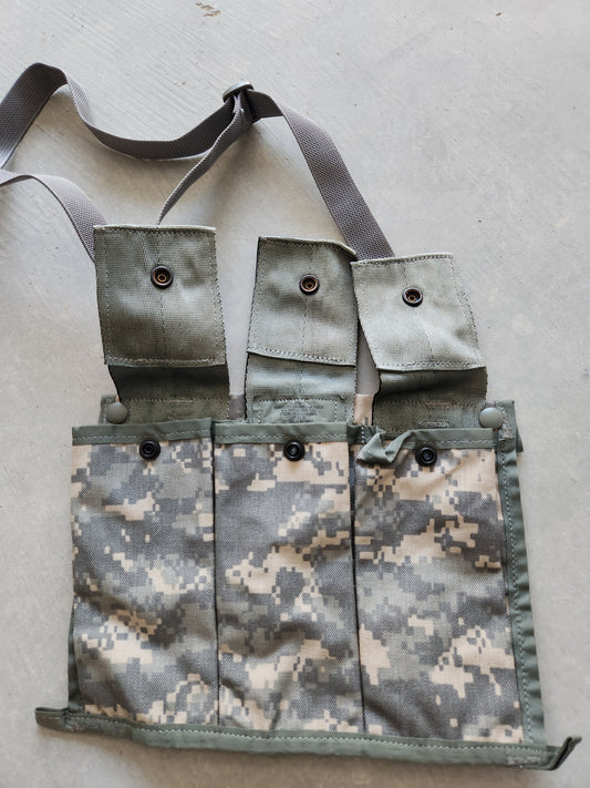 AR-15/M4 Mag Pouch